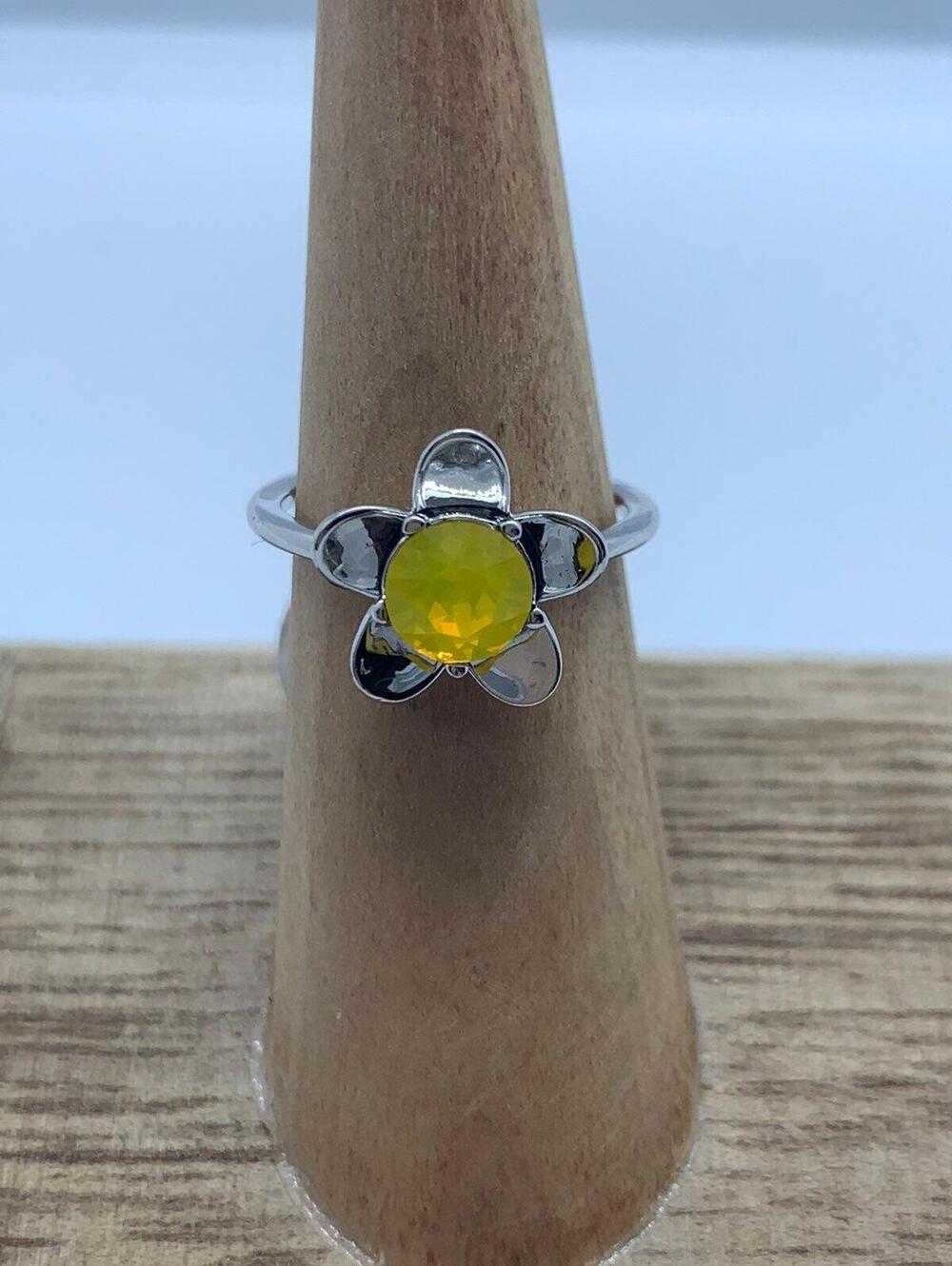 FJ Ring Daisies Collection Size 6